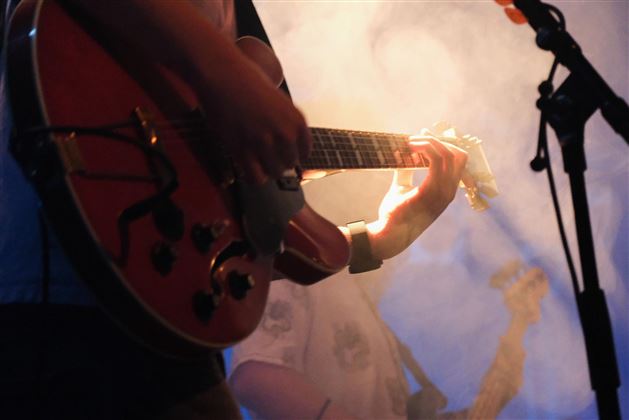 Die Open Stage