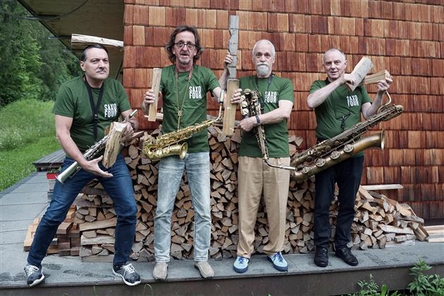 Saxofour