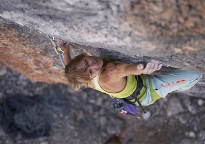 Angy Eiter Klettern am Fels
