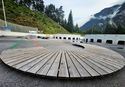Technik Area 1