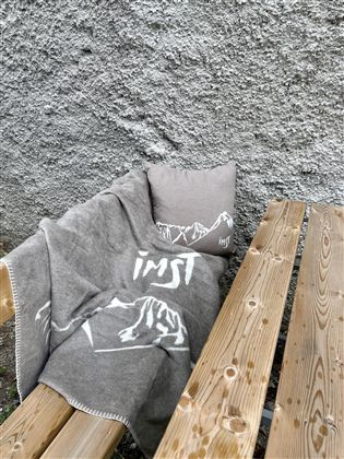Kuscheldecke und Polster