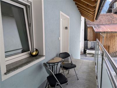 Apartment, shower and bath, toilet, good as new
