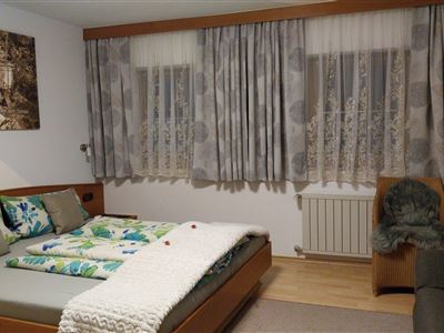 Double room, shower, toilet, quiet