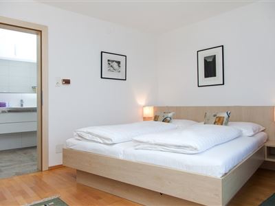 Double room, shower, toilet, balcony
