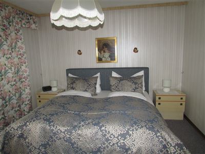 Holiday home, shower and bath, toilet, 4 or more bed rooms
