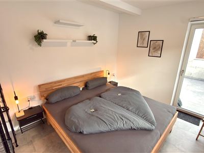 Apart II - Mountain View