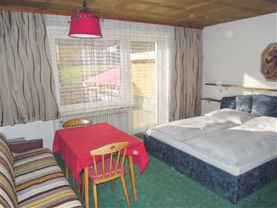Apartment, bath, toilet, quiet
