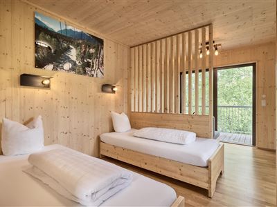 Double room, bath, toilet