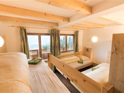 Shared room, shared shower/shared toilet, balcony