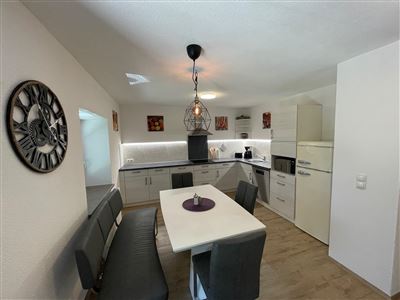 Apartment, shower or bath, toilet, good as new
