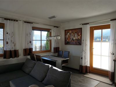 Apartment, shower, toilet, facing the mountains