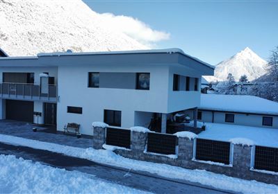 Ausenansicht Winter 3