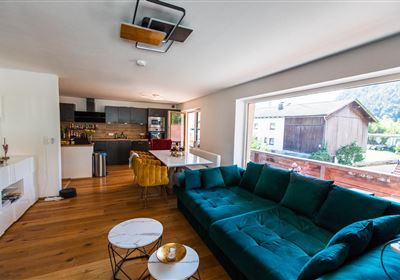 Gesamtes Wohnzimmer airbnb int edited-74