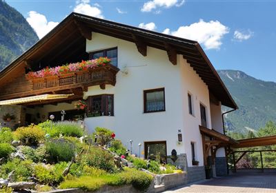 Haus Außenansicht