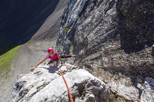 2016-Klettern-Falscher Kogel-Direkte m Hanna-web-©Mike Gabl (1).jpg