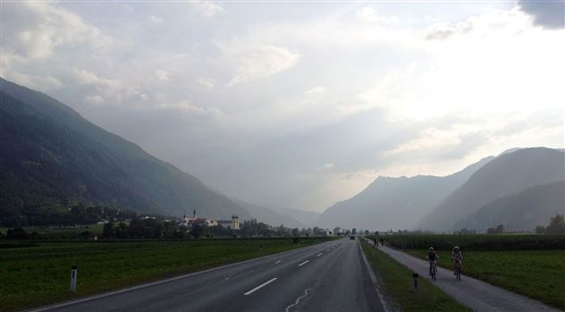 Inntalradweg bei Stams