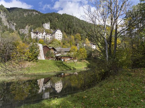 Schloss-Fernstein-1-4.jpg