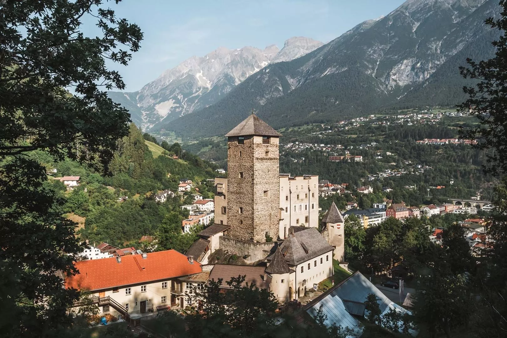 Abschnitt 1 : Schloss Landeck - Kronburg