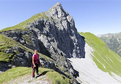 2016-Klettern-Falscher Kogel-Direkte m Hanna-web-©Mike Gabl (10).jpg